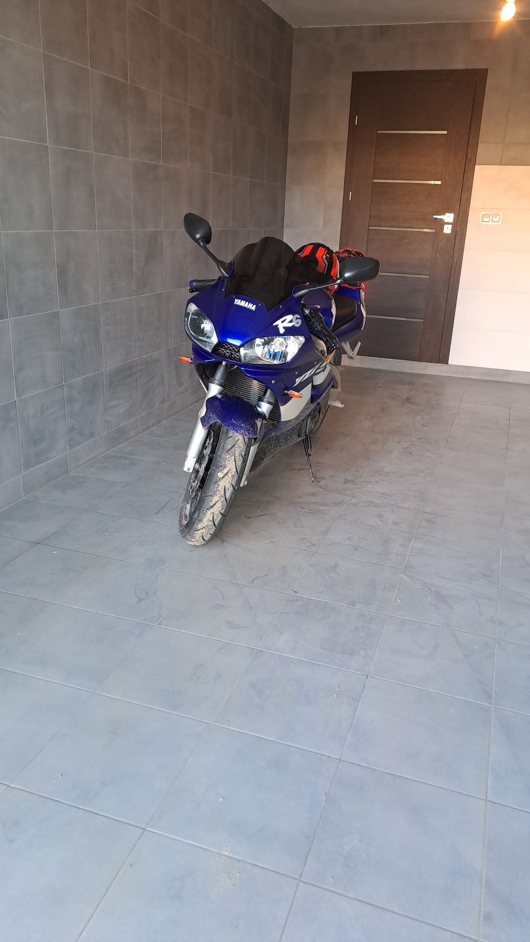 Yamaha r6 rj03 2001 rok