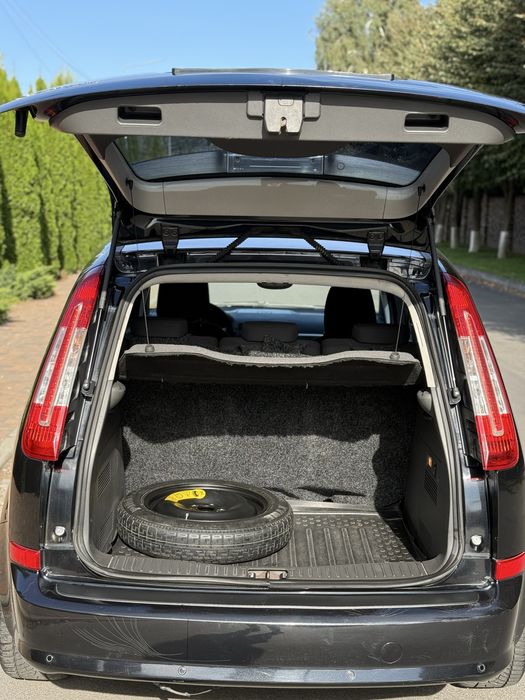 Ford c-max 2009 restailyng