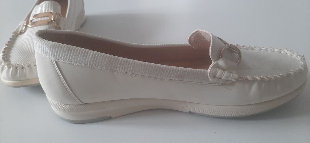 Buty damskie mokasyny 39