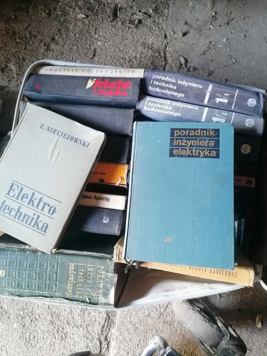 Książki naukowe inżynier elektryk 17 sztuk