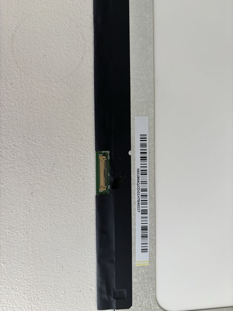Ecrã Led NT 15.6 polegadas