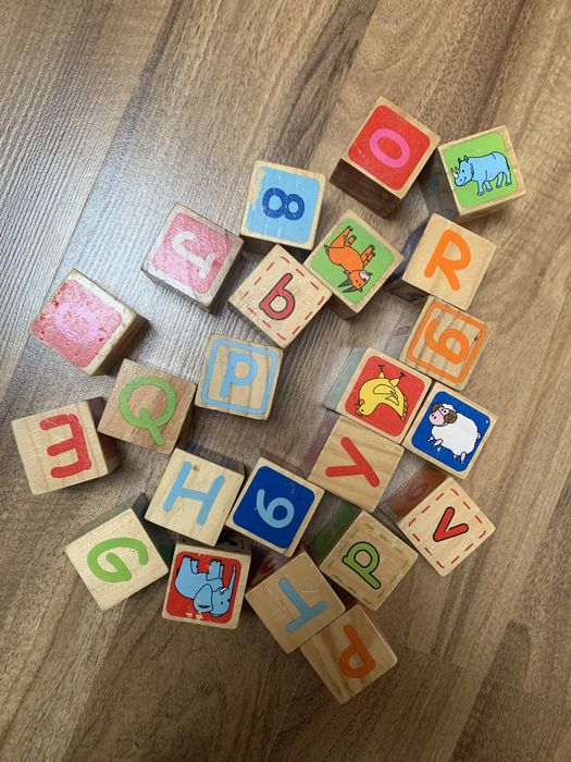 Drewniane klocki smiki literki zwierzatka cyferki