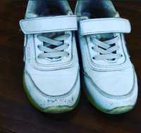 Обувь на девочку кросовки 28 размер