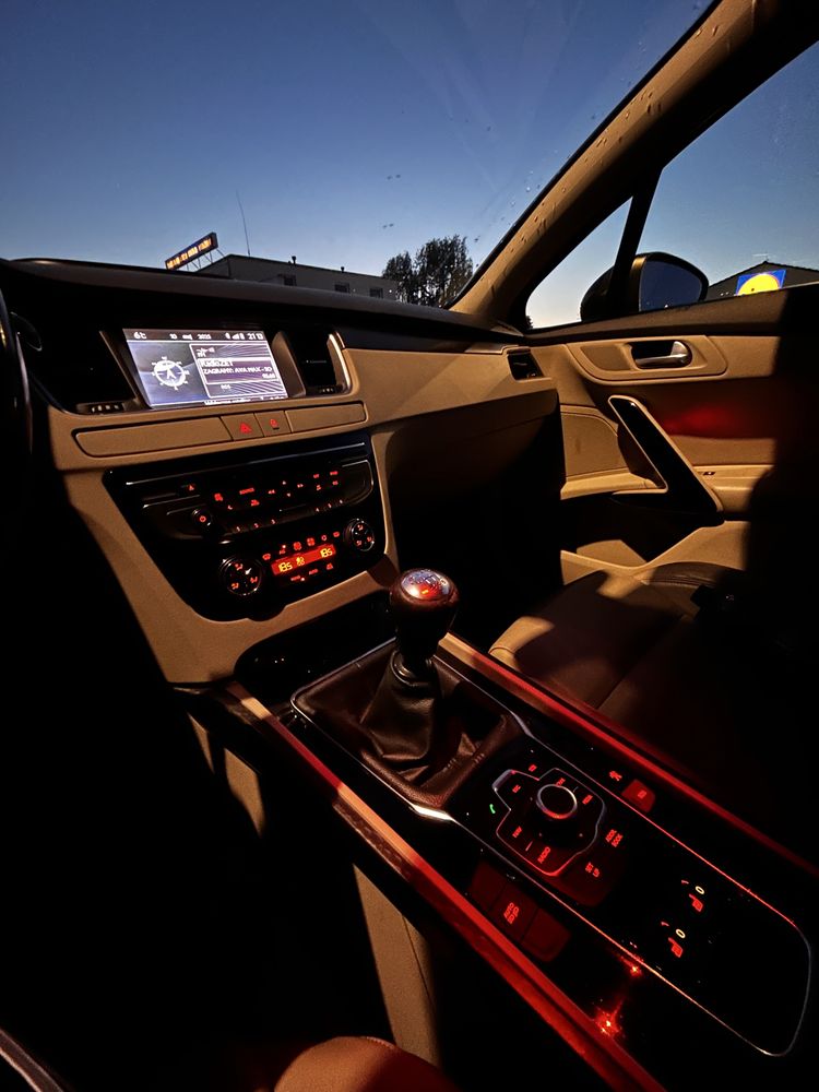 Peugeot 508 SW.