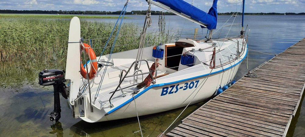 Czarter ,wynajem jachtu Tango 730, Mazury, jez. Mamry,Węgorzewo.