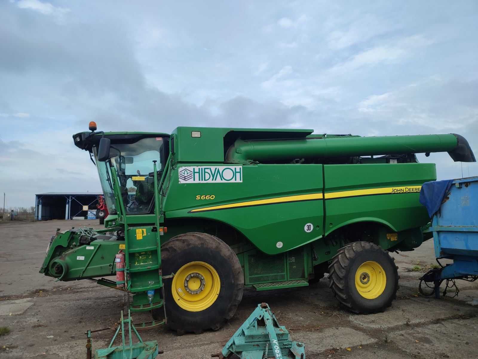 Комбайн John Deere S660 + жатка John Deere 625F Hydra Flex (7.6м)