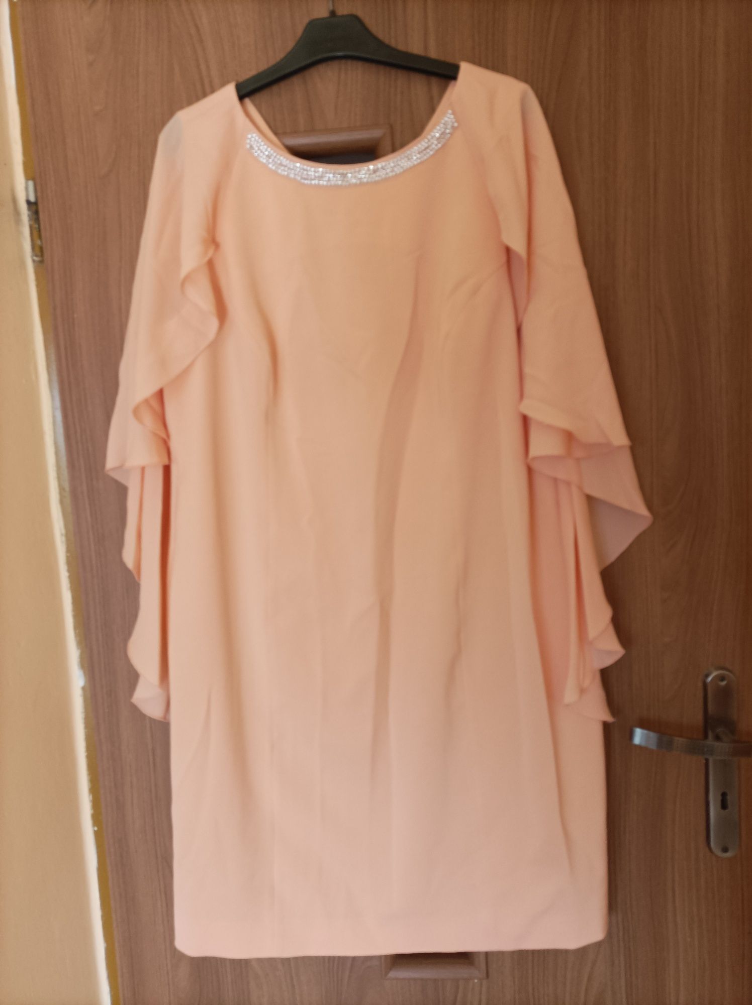 Elegancka sukienka