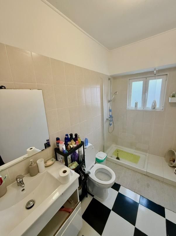 Alugo quarto no Cacém (SÓ SENHORAS)