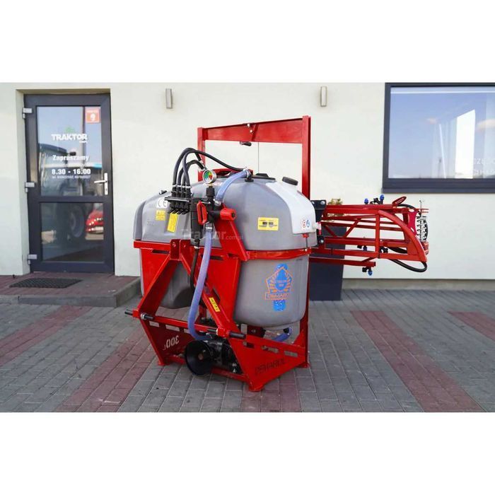 Opryskiwacz polowy zawieszany Demarol 300L