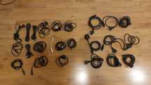 Kable zasilające 230V – 14x dwupinowe + 9x koniczynka C5