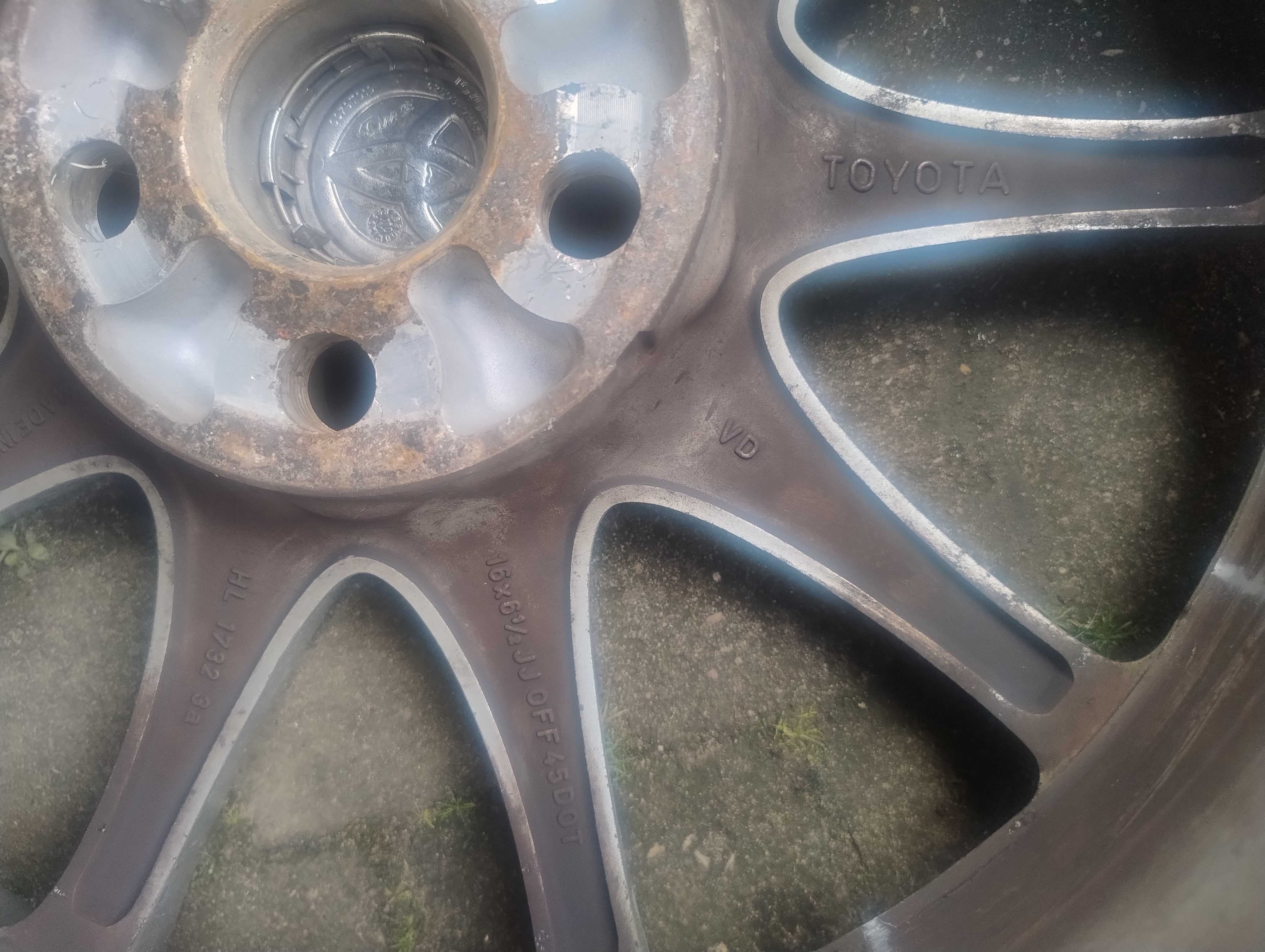 Felgi aluminiowe r16 5x100 Toyota