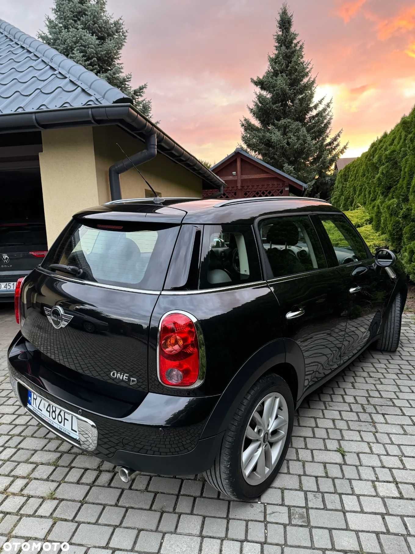 MINI Countryman One D