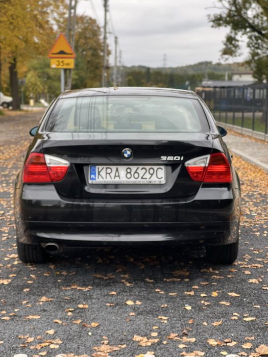 Bmw E90 2006r 2,0 LPG / Xenon / Klimatronik / Multifunkcja