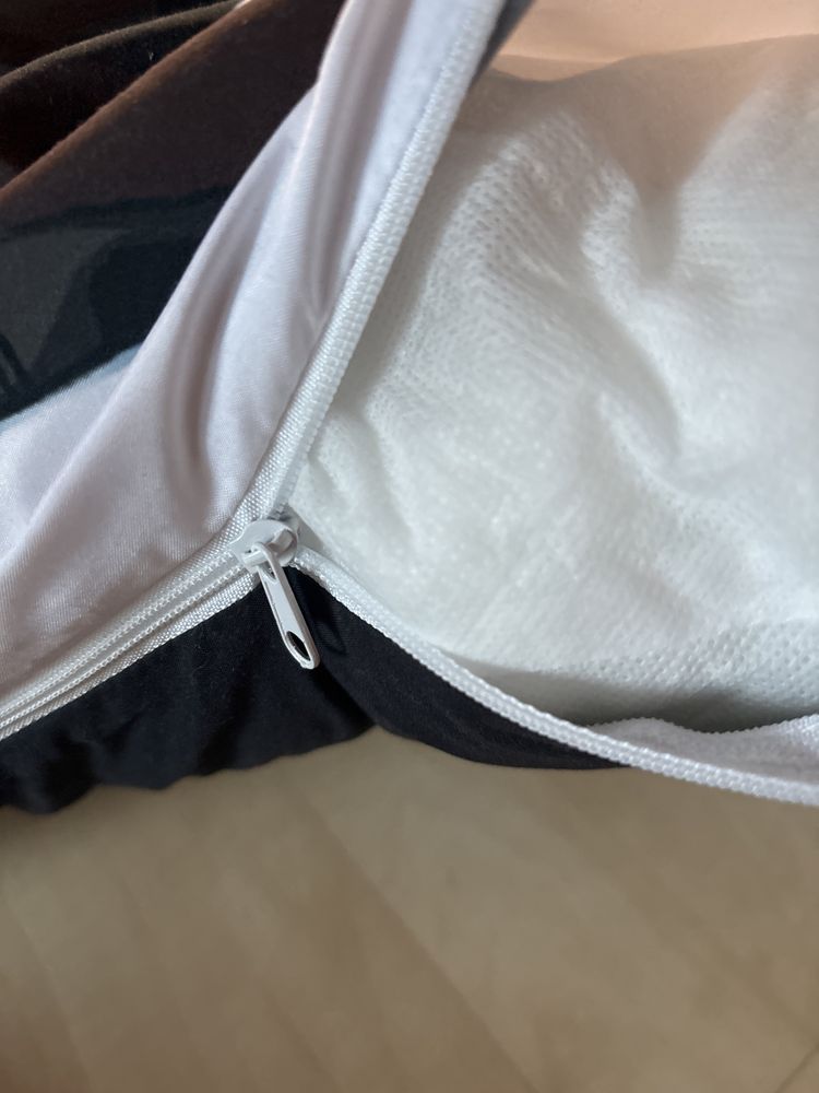 Poduszka Dakimakura Levi 140/45