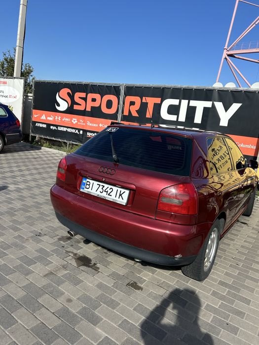 Продам своє авто ауді а3 1998