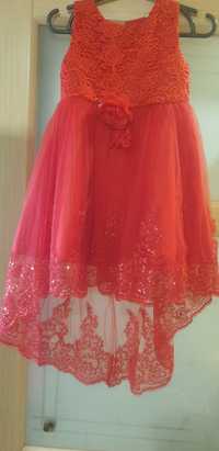Червона сукня для дівчинки 130 см