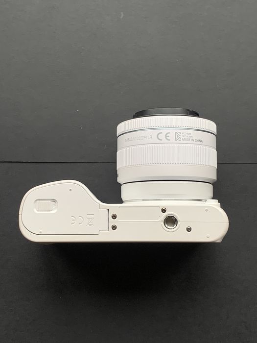 Фотоапарат Samsung NX2000/Wi-Fi