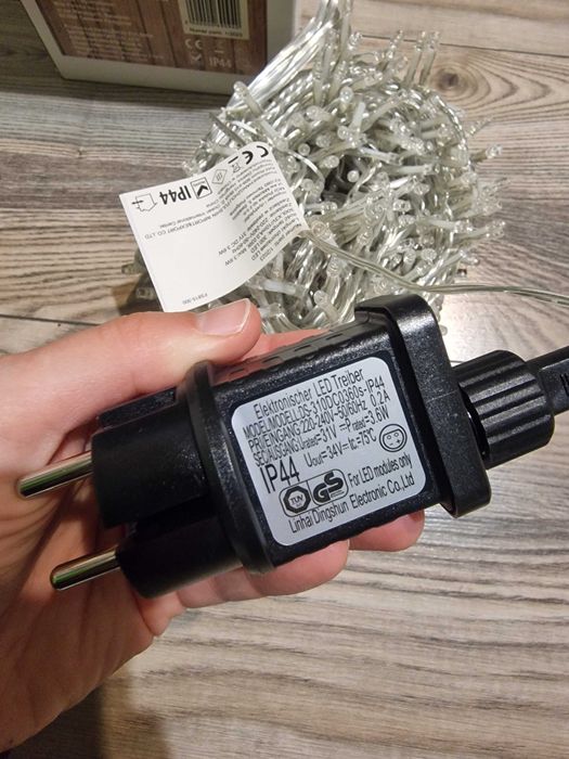 Lampki choinkowe 300led zimny biały 18m zewnętrzne wewnętrzne