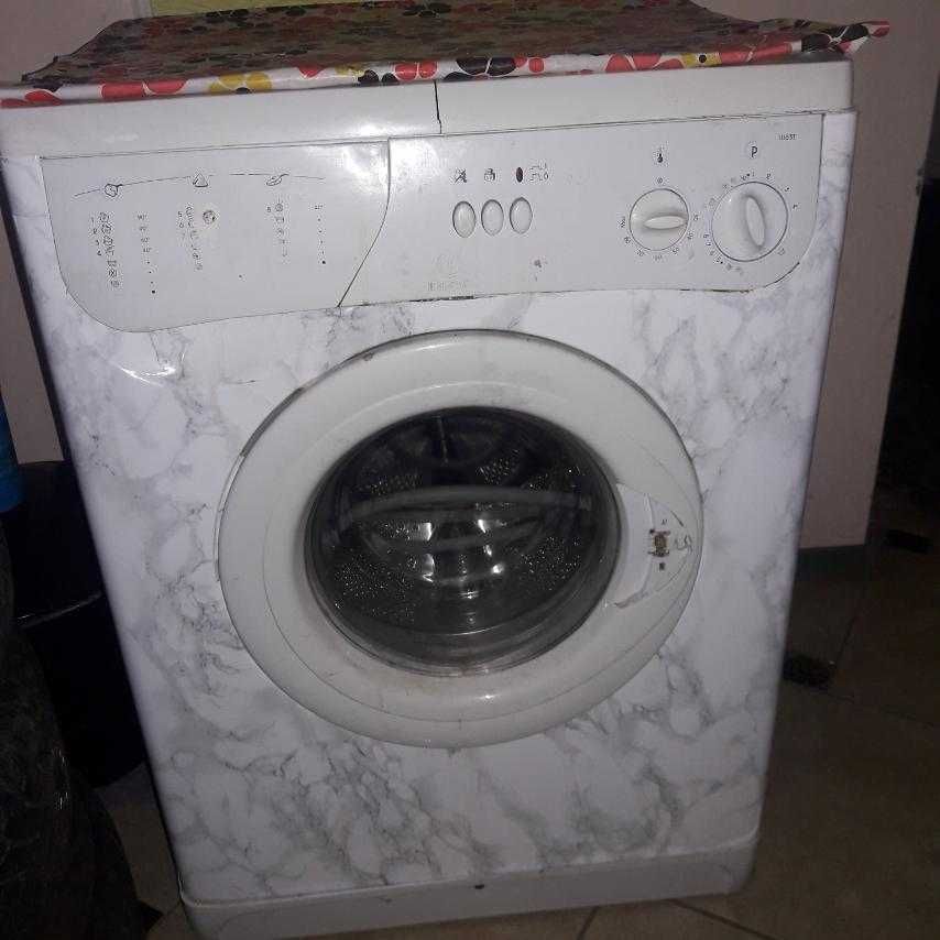 Стиральная машина INDESIT W63 T EX, б/у, made in Italy.