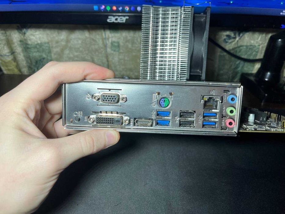 Комплект AM4 Ryzen 3 2200g, Asus B450M-K II, 8gb ddr4 2666MHZ, Башня