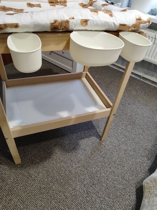 Продам  пеленальный стол Икеа с чашами и матрасом в подарок ванна и ше