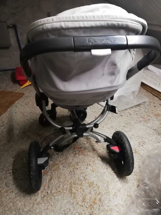 Conjunto BeSafe iZi Go X1 + Base Isofix + Carrinho + Capa de Chuva