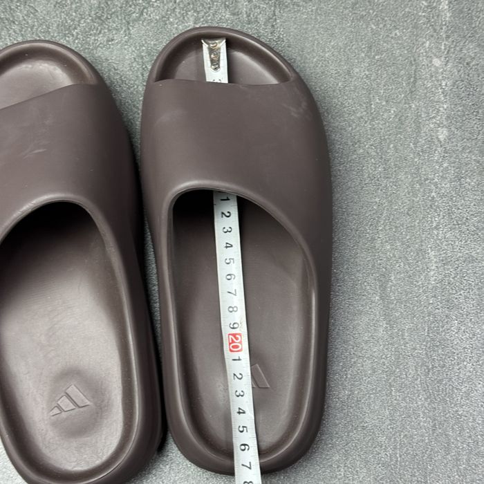 Тапочки шльопанці Adidas Yeezy Slide Soot GX6141 ОРИГІНАЛ 100% 44 р