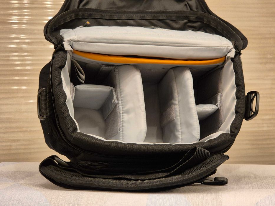 Torba na aparat Lowepro Nova 180 AW II