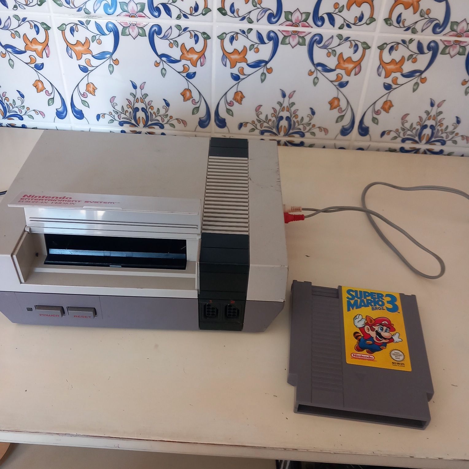 Consola Nintendo NESE-001