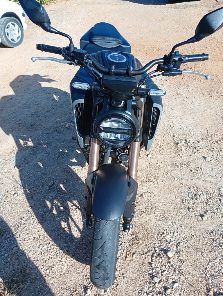 HONDA CB125R de 2021