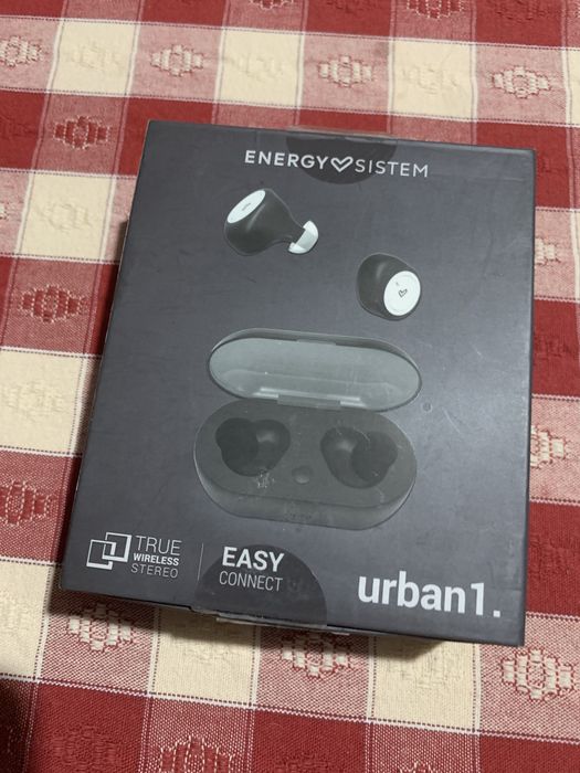 Auriculares bluetooth pretos