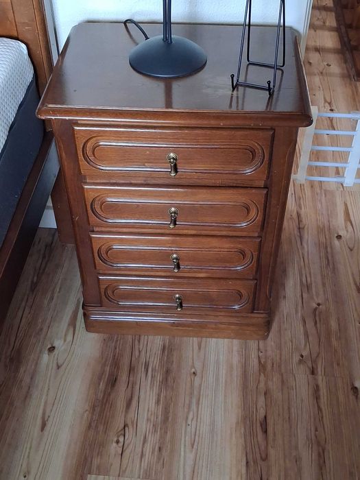 Quarto de casal em castanho