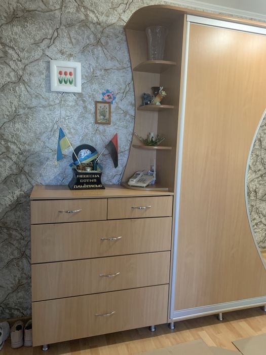 Меблі для коридору,шафа,комод для взутя,вживані в дуже хорошому стані!
