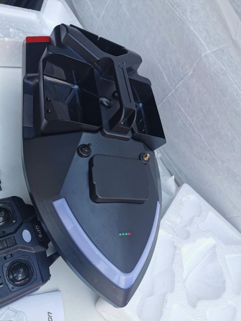 Łódka Zanotowa GPS 500M Led 2KG Podwójny Silnik