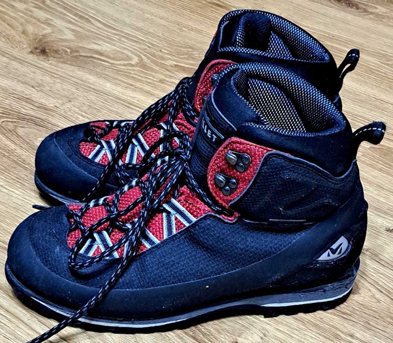 Черевики,ботинки,кросовки трекінгові Meindl,Millet,Scarpa..