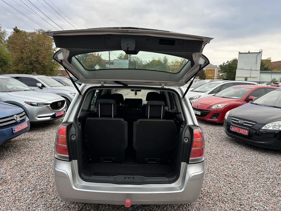 Opel Zafira! Сім місць! Без вкладень!