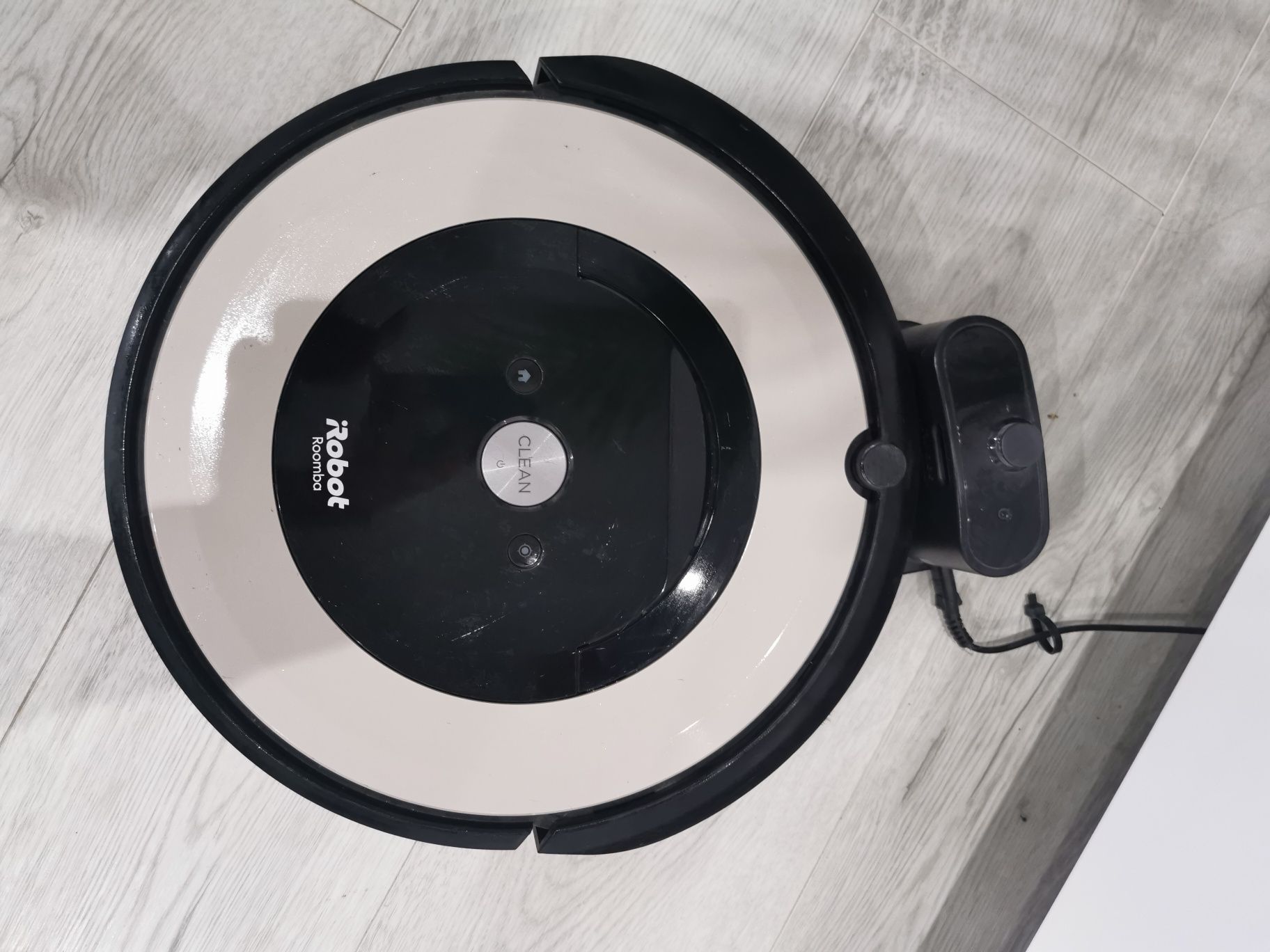 Irobot roomba e5