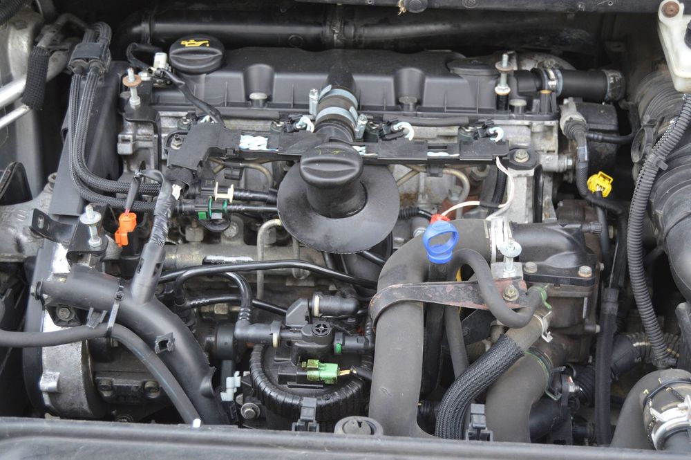 silnik 2,0hdi rhy peugeot 307 407