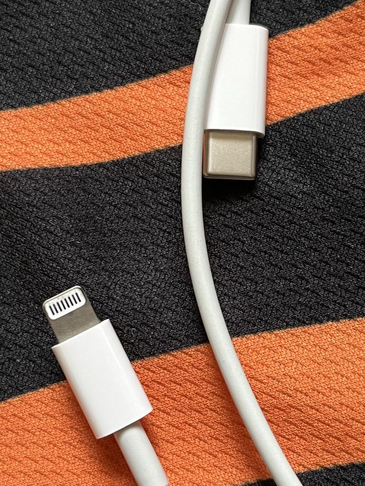 Оригінальна Зарядка до iPhone, Айфон, Блок USB-C 20W, ОЕМ + Кабель