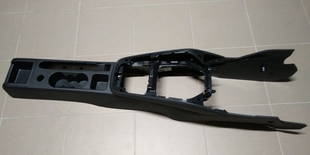 Konsola środkowy skoda fabia 4