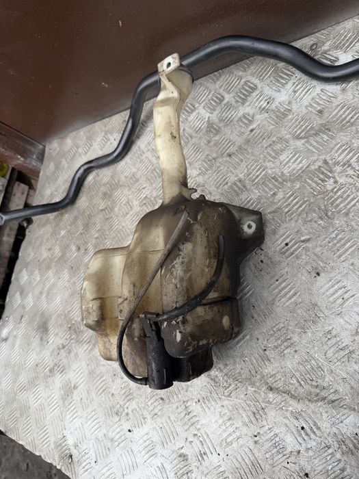 Бачок омывателя хонда аккорд 1999год honda accord 6