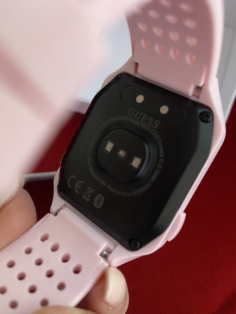 Zegarek Guess Connect Smartwatch DOGI+AL+ kompatybilny