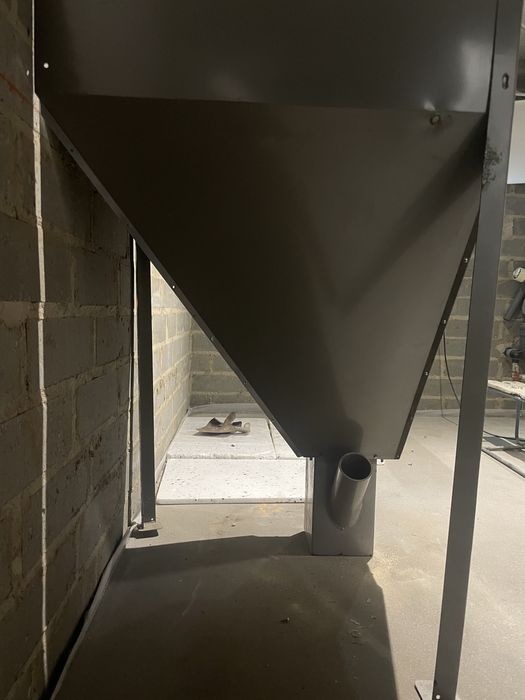 Zasobik na pellet 750l