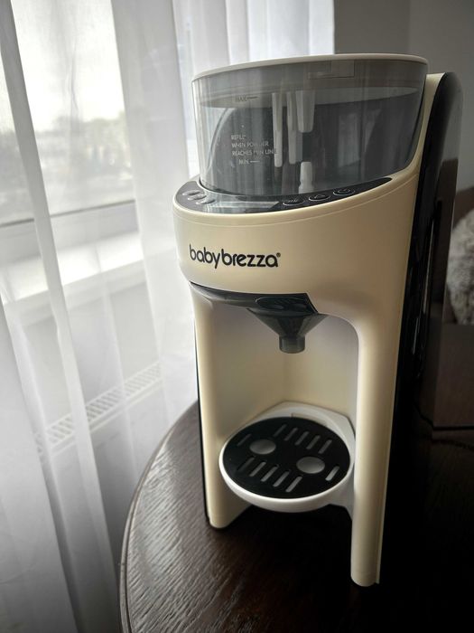 Машинка для приготування суміші Baby Brezza Formula Pro Advanced