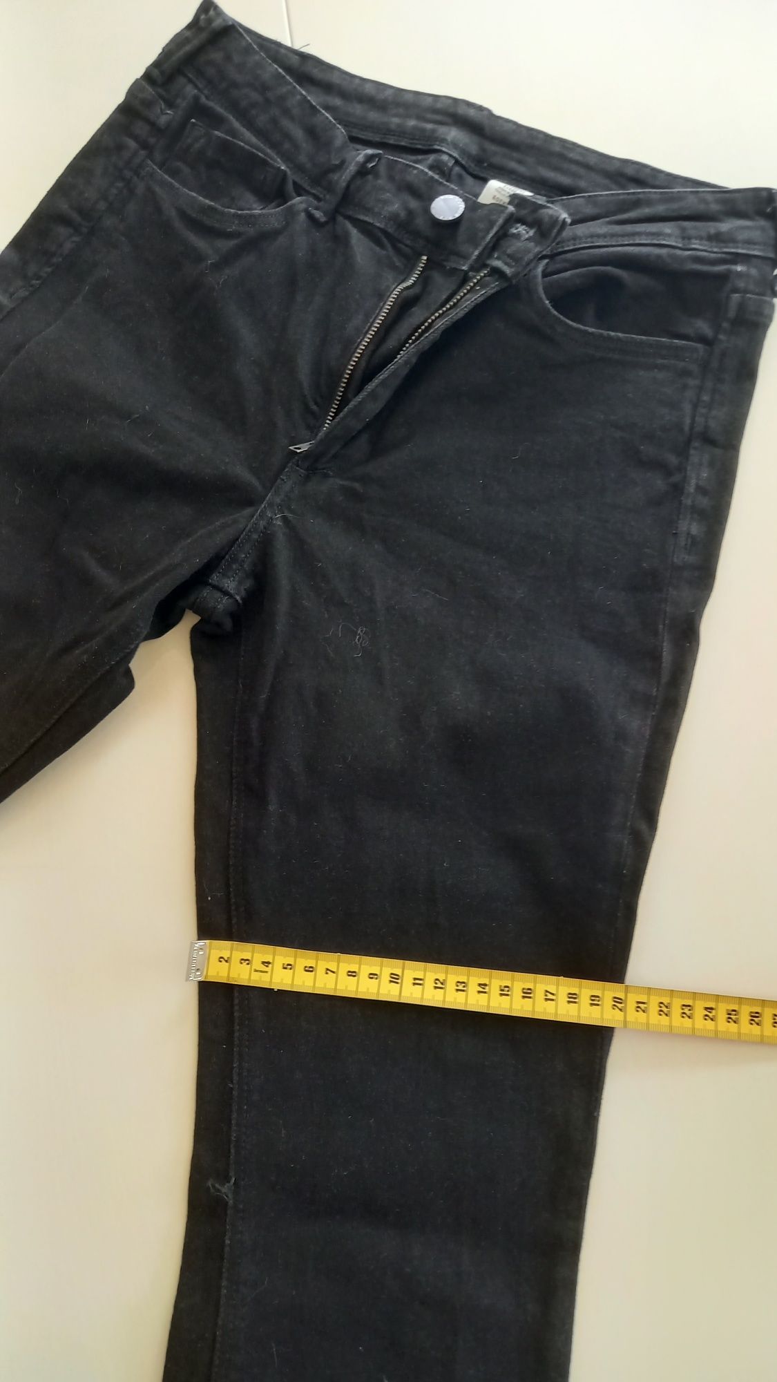 Spodnie jeans czarny H&M wysoki stan, rozszerzana nogawka