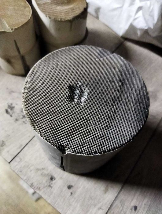 Скупка каталізаторів. Продати каталізатор куплю, здати сажевий фільтр