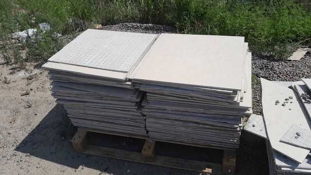 плитка наполбна 60/60 б/в