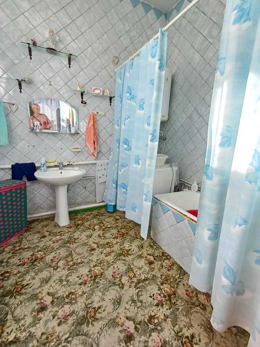 Продам дом в пгт Доброслав