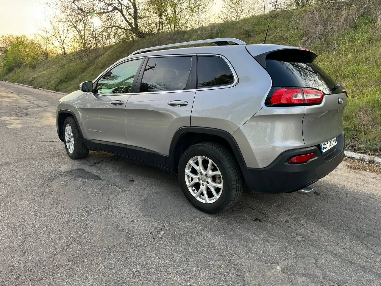 Jeep Cherokee 2,4,газ бензин 2017