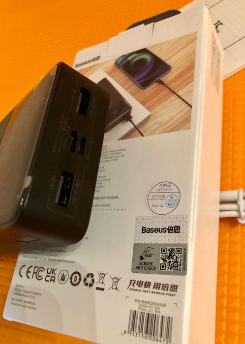 Powerbank павербанк портативный аккумулятор повербанк батарея Baseus
